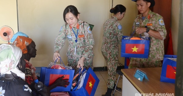 Bác sĩ Việt Nam khám bệnh miễn phí và tặng quà cho phụ nữ Nam Sudan dịp 8/3