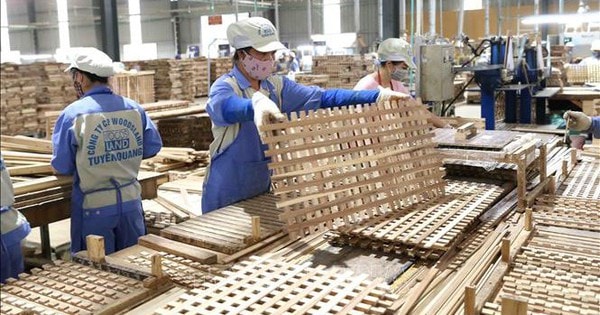 Xuất khẩu lâm sản tăng trên 47%