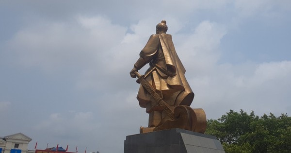 Tượng đài bằng đồng nguyên chất ở Nam Định có trọng lượng 'kỷ lục'