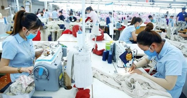 Chi tiết cách tính thuế thu nhập cá nhân với tiền làm thêm giờ của người lao động theo quy định mới nhất