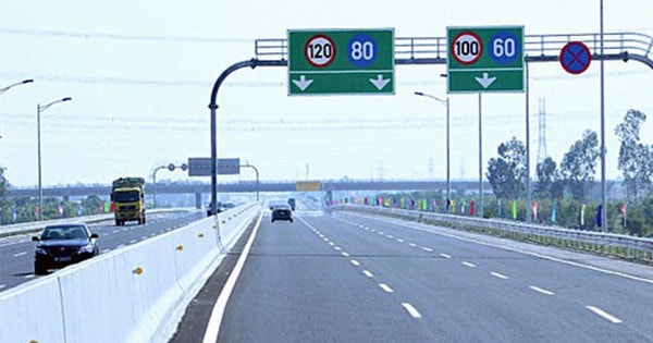 Quy định mới nhất về tốc độ tối đa phương tiện cơ giới chạy trên đường cao tốc, người dân cần biết để tránh bị phạt