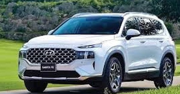 Giá lăn bánh Hyundai Santa Fe mới nhất giảm 'cực sốc' kèm ưu đãi lên tới 100 triệu, Toyota Fortuner, Ford Everest lo lép vế?