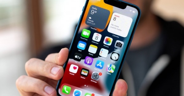 Giá iPhone 13 mini, iPhone 13 Pro, iPhone 13 Pro mới nhất đang cực sâu, có loại giảm cả 10 triệu đồng mà vẫn xịn sò không kém iPhone 15