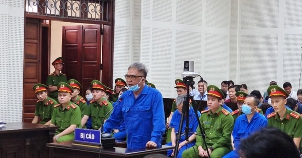 Ông Đỗ Hữu Ca đau lòng vì mang tấm thân già sống trong trại giam