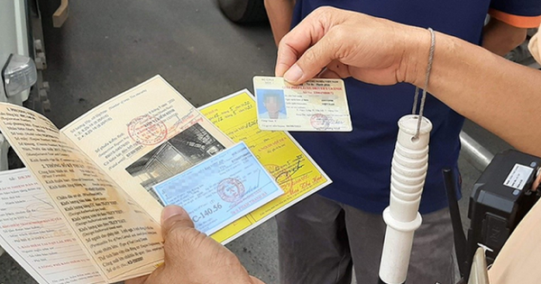 Bị tước quyền sử dụng giấy phép lái xe có được nâng hạng cao hơn?