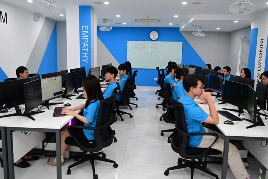 Trường Đại học CMC chính thức đào tạo thiết kế vi mạch bán dẫn (IC Design), cam kết 100% việc làm cho sinh viên