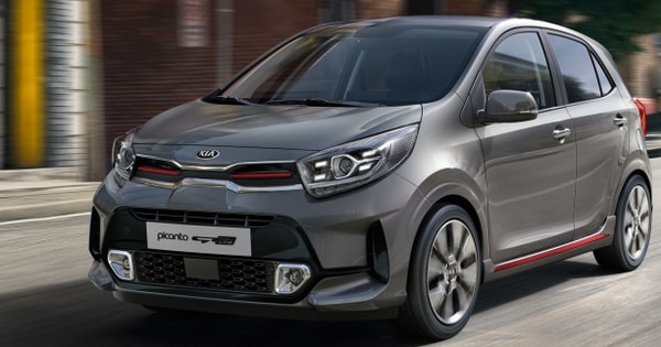 Giá lăn bánh Kia Morning mới nhất rẻ chưa từng có, Hyundai Grand i10 đối mặt với nỗi lo rớt hạng doanh thu