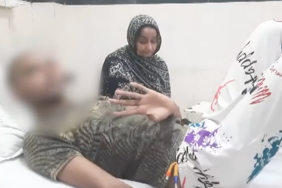 Chàng trai bị lừa phẫu thuật chuyển giới, ép cưới đàn ông