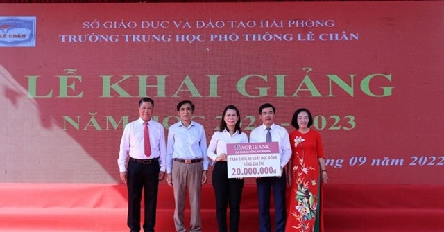 “Dân Tin” - Câu chuyện cảm động tại Agribank Chi nhánh Đông Hải Phòng