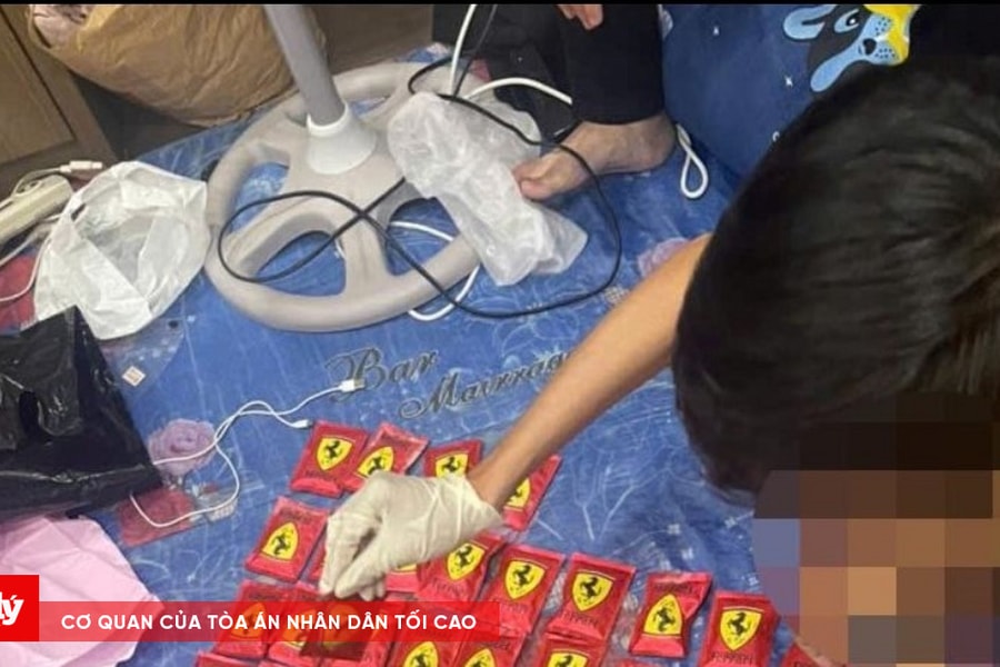 Bắt giữ 6 đối tượng tàng trữ chất ma túy dạng "nước vui"