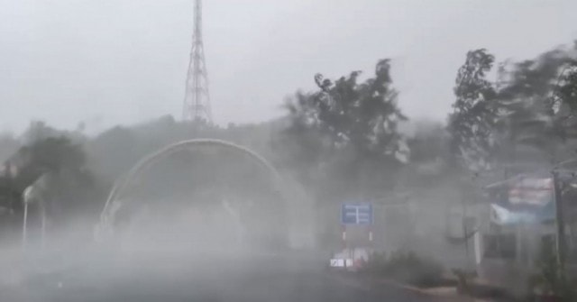 Bão Yagi càn quét đảo Bạch Long Vĩ và Cô Tô