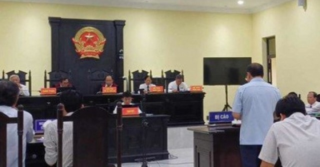 Hai cha con “đại gia điện gió” ở miền Tây lãnh án vì lừa đảo