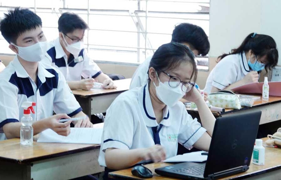Lịch kiểm tra học kì 2024-2025 của học sinh trung học TPHCM