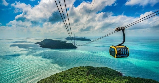 Thêm một loạt đường bay quốc tế mới: Du lịch Phú Quốc cuối năm đợi bùng nổ?