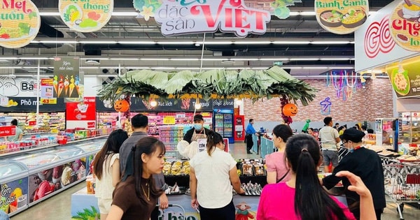 Gần 1.000 điểm khuyến mại ở Hà Nội với mức giảm giá kịch sàn, người tiêu dùng tha hồ săn hàng hiệu giá tốt