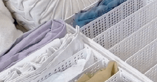 Tủ quần áo bừa bộn đến mấy cũng sẽ gọn gàng trong vòng 'một nốt nhạc' với sự giúp đỡ của vật dụng này