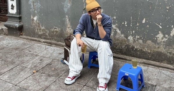 Sơn Tùng M-TP hẹn hò ở quán trà đá, công an yêu cầu đóng cửa vì gây mất trật tự