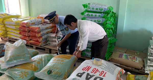 Tiểu thương ngang nhiên kinh doanh phân bón giả, không đảm bảo chất lượng
