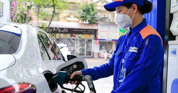 Giá xăng dầu đồng loạt giảm mạnh sau kỳ tăng gần 500 đồng/lít