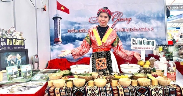 'Mang' phiên chợ quê xuống miền biển với giá 0 đồng, người dân, du khách thích thú với đặc sản vùng cao