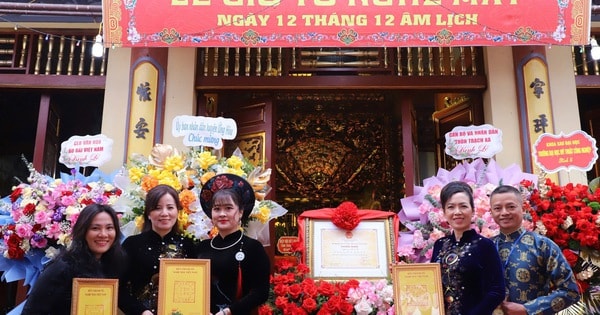 NTK Thủy Lê tri ân Tổ nghề may
