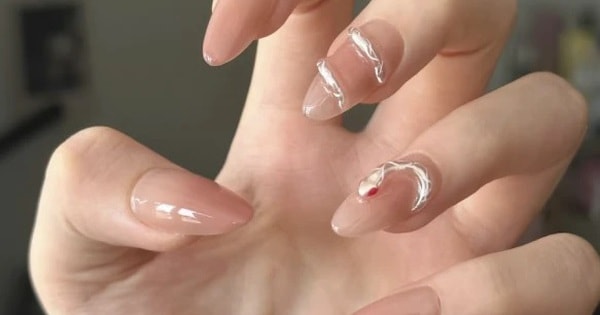 Độc đáo những mẫu nail lấy cảm hứng từ 'con rắn' cực hot dành cho chị em chơi Tết Ất Tỵ
