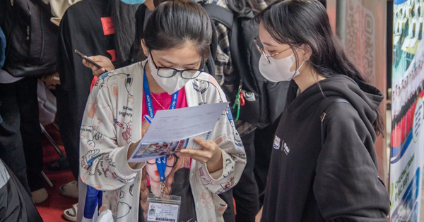 Dưới 18 tuổi có phải nộp thuế thu nhập cá nhân không?