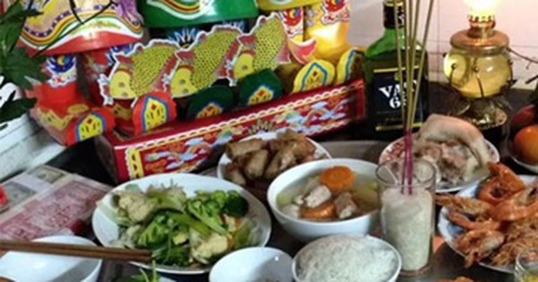 Trước ngày 30 tháng Chạp để cúng Giao thừa, gia đình nào cũng cần làm lễ để đón tài lộc