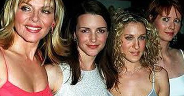 Đau khi quan hệ: Học cách ứng xử văn minh từ phim Sex and the City