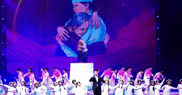 Hình ảnh tổng duyệt Lễ Kỷ niệm 70 năm Ngày Thầy thuốc Việt Nam 'Bản hùng ca người chiến sĩ áo trắng'