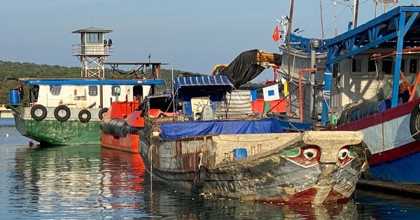 Chặn đứng tàu gỗ không số chở hơn 10 tấn đường cát không giấy tờ