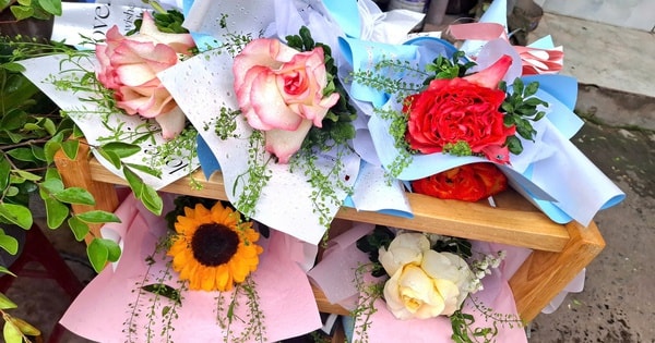 Sau 8/3, nhiều người thanh lý hoa tươi với giá siêu rẻ