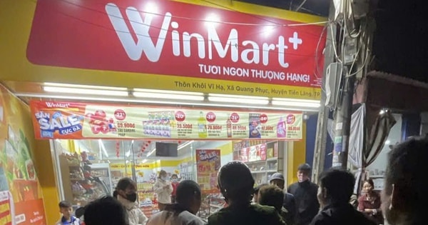 Xịt hơi cay vào mặt nhân viên bán hàng, gã thanh niên cướp khay tiền bỏ chạy