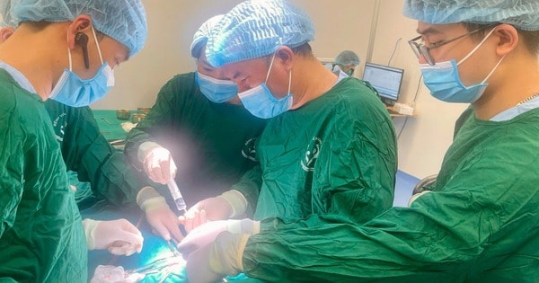 Cứu sống bé sơ sinh 2 ngày tuổi mắc teo thực quản bẩm sinh