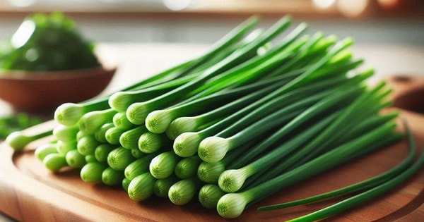 Món ăn bài thuốc từ lá hẹ trị bệnh