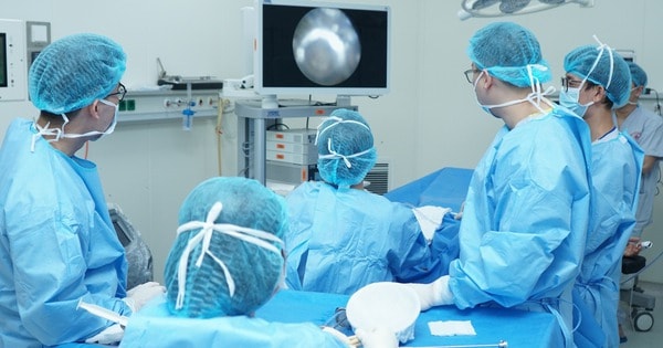 Lần đầu tiên tại Việt Nam, bệnh nhân u phì đại tiền liệt tuyến được phẫu thuật bằng liệu pháp không đau