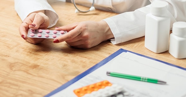 Dùng thuốc chống đông máu, những lưu ý người bệnh cần biết