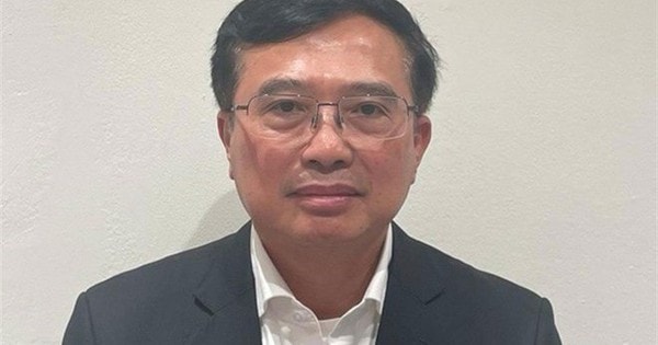 Cựu Thứ trưởng Hoàng Quốc Vượng chuẩn bị hầu tòa