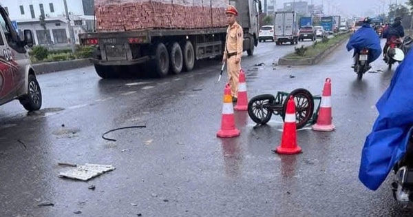 Va chạm với ô tô, nam thanh niên đi xe máy tử vong