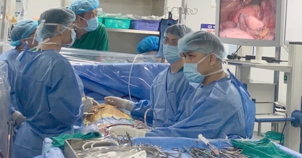 Đi khám zona thần kinh, người phụ nữ ở Phú Thọ bất ngờ phát hiện khối u tim khổng lồ