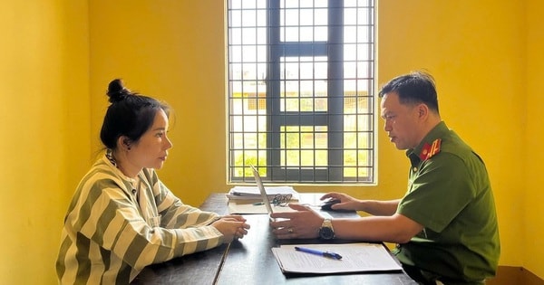 Bắt chủ tiệm cắt tóc kiêm chủ nhóm kín môi giới mại dâm với hơn 4.000 thành viên