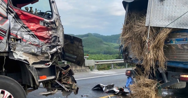 Hiện trường vụ tai nạn liên hoàn giữa 4 ô tô trên tuyến La Sơn - Tuý Loan