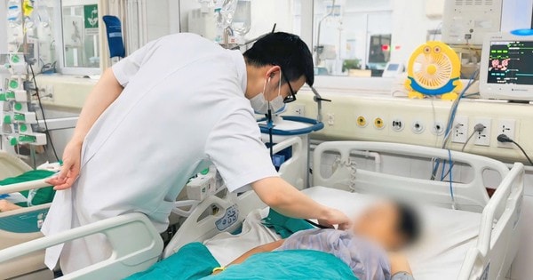 Người phụ nữ 61 tuổi ở Hải Dương nguy kịch do thói quen chữa đau khớp nhiều người hay gặp