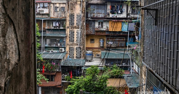 Cận cảnh khu nhà ‘đeo ba lô’ sắp thành cao ốc