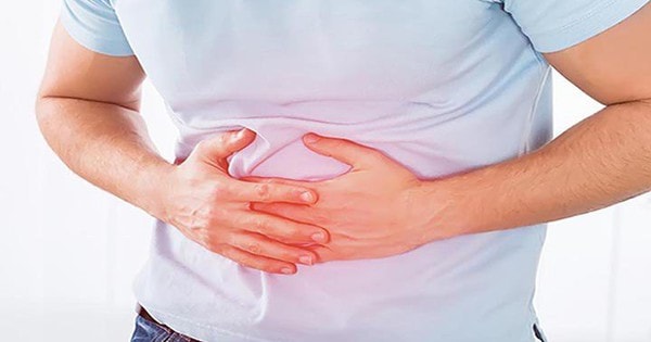 Người đàn ông 57 bất ngờ phát hiện bị tắc ruột từ dấu hiệu nhiều người Việt bỏ qua