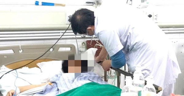 Người phụ nữ ở Hà Nội đi cấp cứu trong đêm sau khi làm điều này để giảm đau đầu