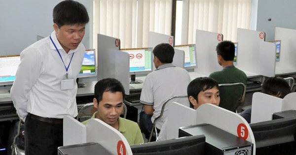 Hé lộ loạt câu hỏi 'điểm liệt' trong bộ đề thi sát hạch giấy phép lái xe mới, người tham gia thi nên biết