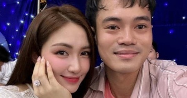 Văn Toàn: 'Chắc chắn không thể yêu Hòa Minzy'