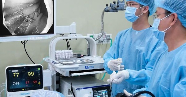 Bé 13 tuổi bị viêm loét dạ dày, xuất huyết tiêu hóa do nhiễm khuẩn HP từ dấu hiệu nhiều người Việt bỏ qua