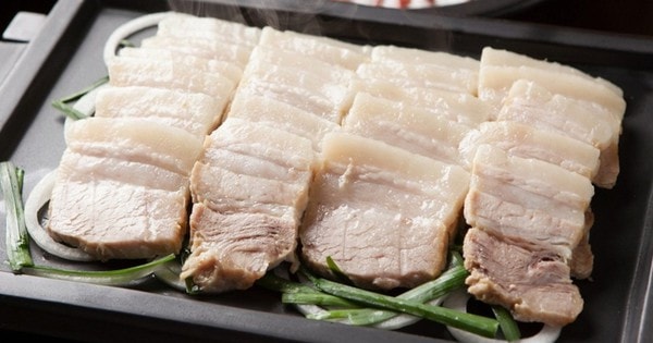 Cách luộc thịt trắng hồng, không bị thâm đen, giữ nguyên vị ngọt